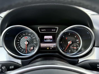 Mercedes-Benz GLE Mercedes-Benz GLE-klasse 350 d 4MATIC AMG Sport Edition Panoramadak Trekhaak Luchtvering - afbeelding nr 12