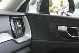 Volvo XC60 Volvo XC60 T6 Recharge AWD Plus Dark | Longe Range | Panoramadak | Leder | Parkeercamera | Stoelverwarming | Memory Stoelen | Keyless - afbeelding nr 37