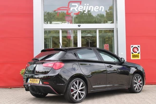 Alfa Romeo Giulietta Alfa Romeo Giulietta 1.4 120PK TURBO SPRINT | LEDEREN BEKLEDING | AFNEEMBARE TREHAAK | ALL SEASON BANDEN | NAVIGATIE | CLIMATE CONTROL | CRUISE CONTROL | CARBON INTERIEUR AFWERKING | 18