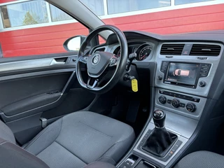 Volkswagen Golf NAVI / CLIMA / PDC / BLUETOOTH / CRUISE / DAB+ / NL-AUTO - afbeelding nr 3