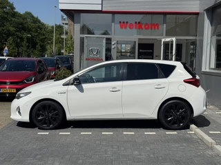 Toyota Auris Navigatie, Parkeersensoren, Stoelverwarming ,  All-in Rijklaarprijs - afbeelding nr 2