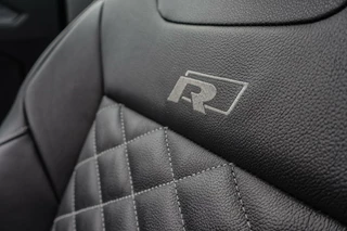 Volkswagen T-Roc Volkswagen T-Roc Cabrio 1.5 TSI R-Line ACC VIRTUAL COCKPIT STOELVERWARMING AUTOMAAT LEDER CAMERA - afbeelding nr 11