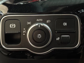 Mercedes-Benz CLA Mercedes-Benz CLA-klasse 200 Business Solution AMG | keyless | Pano | Memory | Sfeerverlichting | Multibeam - afbeelding nr 22