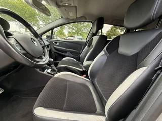 Renault Clio Renault Clio Estate 1.2 TCe Bose Automaat/Led/Navigatie/Cruise/Trekhaak/Camera/R-Link - afbeelding nr 3
