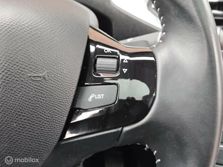 Peugeot 308 Peugeot 308 1.2 PureTech Allure camera Navi Cruise pano - afbeelding nr 25
