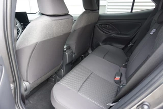 Toyota Yaris Cross Toyota Yaris Cross 1.5 Hybrid 115 Business Plus |Navi|Carplay|PDC V+A|Dodehoek|Camera|Stoel en stuurverwarming| - afbeelding nr 19