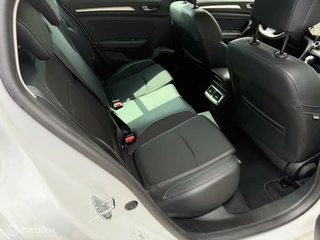 Renault Megane E-Tech Renault Megane Estate 1.6 E-Tech Plug-In Hybrid 160 Intens - afbeelding nr 9