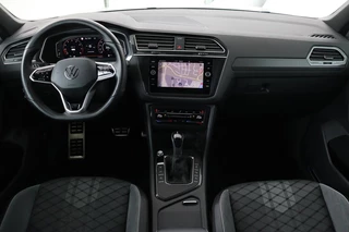 Volkswagen Tiguan Volkswagen Tiguan 1.5 TSI R-Line | Panoramadak | 360 camera | Trekhaak | Full LED | Stoelverwarming | Carplay | Harman-Kardon | Adaptive cruise | Navigatie - afbeelding nr 9