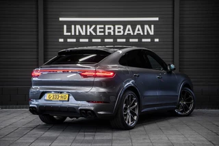 Porsche Cayenne Porsche Cayenne Coupé 3.0 E-Hybrid | Lightweight Package | SportDesign | Sport Chrono | PASM | Carbon | 22 inch | NL Auto | - afbeelding nr 3