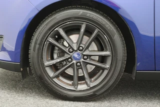 Ford Focus Ford Focus 1.0 EcoBoost Titanium Business - afbeelding nr 25