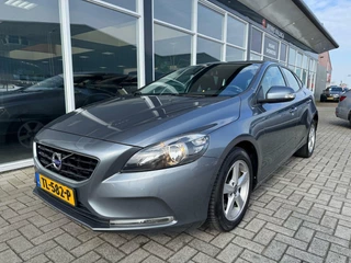 Volvo V40 Volvo V40 1.6 T2 Momentum|Trekhaak|Cruise control| Navi|PDC| - afbeelding nr 3
