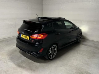 Ford Fiesta Ford Fiesta 1.5 EcoBoost ST-3 Performance Pano Recaro B&O CarPlay - afbeelding nr 53