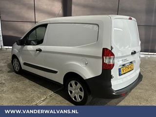 Ford Transit Courier Ford Transit Courier 1.5 TDCI L1H1 Euro6 Airco | Navigatie | Cruisecontrol | Stoelverwarming | Verwarmde Voorruit, Parkeersensoren - afbeelding nr 2