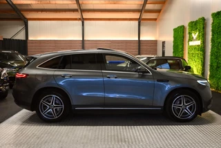 Mercedes-Benz EQC Mercedes-Benz EQC 400 4MATIC Premium Plus 80 kWh AMG - Memory - Distronic - Schuifdak - Keyless Entry - HUD - Ambiance Verlichting - afbeelding nr 51