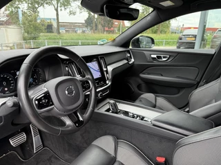 Volvo V60 Volvo V60 2.0 B4 Aut. 197pk MHEV R-Design | Navi | Camera | Trekhaak | Memory | - afbeelding nr 10