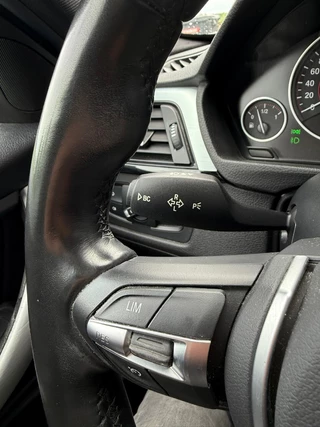 BMW 3 Serie BMW 320i Touring AUT M-Sport Stoelvw Pano NaviProf Trekhaak - afbeelding nr 28