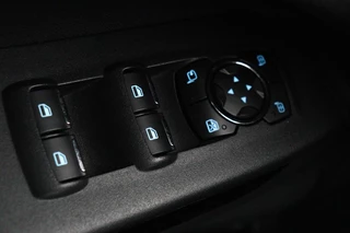 Ford EcoSport Ford EcoSport 1.0 EcoBoost ST-Line Black |  Stoel & stuurverwarming | Camera | Carplay | Half leder | Climate control | Cruise control - afbeelding nr 31