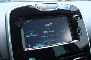 Renault Clio Renault Clio 1.2 Dynamique AUT 1eEIGNR! NAV DAB CLIMA CRUISE '16 - afbeelding nr 19