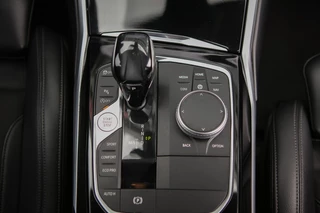 BMW 3 Serie BMW 3 Serie 320i High Executive - afbeelding nr 11