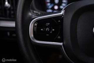 Volvo V60 Volvo V60 2.0 T8 Recharge AWD R-Design | NL auto | DAB+ | CarPlay | Adaptive | Blis | Rijklaar | - afbeelding nr 30
