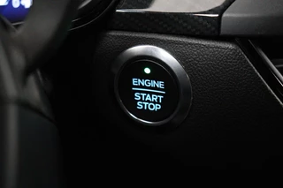 Ford Focus Ford Focus 1.0 EcoBoost ST Line X | Stoel & stuurverwarming |  Trekhaak | Adaptive cruise | Full LED | Carplay | Navigatie | Keyless - afbeelding nr 11