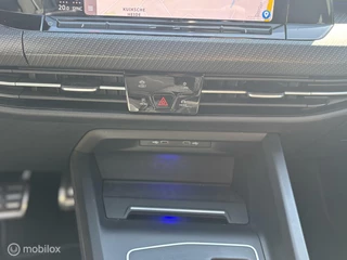 Volkswagen Golf Volkswagen Golf 2.0 TSI R 4Motion HUD AKRA PPF Dealer Onderh - afbeelding nr 21