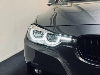 BMW 3 Serie BMW 3 Serie Touring 320i Edition M-Sport | Leder | NaviProf | CarPlay - afbeelding nr 34