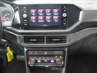 Volkswagen T-Cross Volkswagen T-CROSS 1.0 TSI Style Aut Leer Clima Carplay - afbeelding nr 14