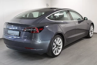 Tesla Model 3 - afbeelding nr 3