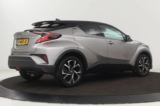 Toyota C-HR Toyota C-HR 1.8 Hybrid Dynamic | Stoel & stuurverwarming |  Adaptive cruise | Camera | Navigatie | Climate control | Keyless - afbeelding nr 30