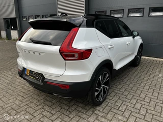 Volvo XC40 Volvo XC40 2.0 T5 AWD R-Design Intro Edition / SCHADE - afbeelding nr 23