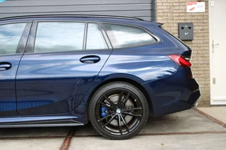 BMW 3 Serie BMW 3-serie Touring 330e xDrive M Sport Performance - afbeelding nr 14