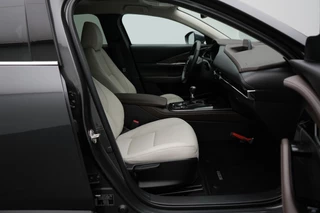 Mazda CX-30 Mazda CX-30 2.0 e-SkyActiv-X Luxury i-Activesense met Sunroof : dealer onderhouden - afbeelding nr 23