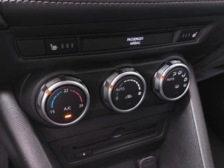 Mazda CX-3 2.0 SkyActiv-G 120pk Sportive | Origineel NL | Clima | Cruise | Pdc | Stoelverwarming | Licht+Regensensor | Privacy Glass | 18''lm | Trekhaak - afbeelding nr 16