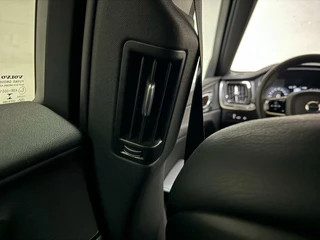 Volvo XC60 Volvo XC60 2.0 T8 Twin Engine AWD Inscription Pano Leer Trek - afbeelding nr 34