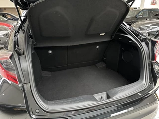 Toyota C-HR Toyota C-HR 1.8 Hybrid Executive [ TREKHAAK I LEER I DEALER ONDERHOUDEN I CA - afbeelding nr 8