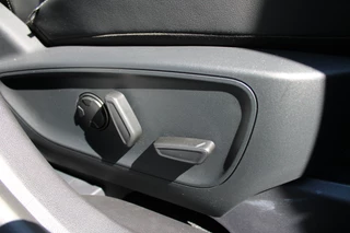 Ford Kuga | Winterpakket | Technology pack | BLIS | Navigatie | Head-up - afbeelding nr 38