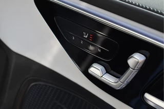 Mercedes-Benz C-Klasse Mercedes-Benz C-Klasse 200 AMG Line | NL-Auto | Open dak | HUD | 360 gr.camera | Trekhaak | Keyless | Mem.stoelen | Full LED | Vol - afbeelding nr 41