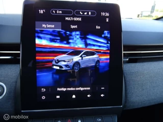 Renault Clio Renault Clio 1.6 E-Tech Hybrid 140 Luticia Intens Serie Limitee complete-auto - afbeelding nr 36