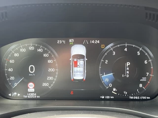 Volvo XC60 Volvo XC60 2.0 T5 Momentum Pro | ACC | Leder | Trekhaak | Pano | Intellisafe Pro Line | Navi | - afbeelding nr 5