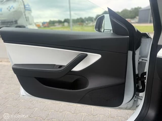 Tesla Model 3 Tesla Model 3 Long Range AWD 75 kWh Trekhaak Incl BTW Pearl White - afbeelding nr 15