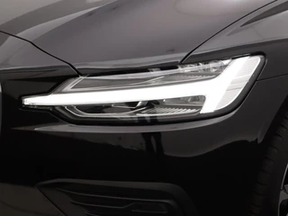 Volvo V60 Volvo V60 B3 Momentum Advantage AUTOMAAT | Navigatie | Trekhaak | Camera - afbeelding nr 5
