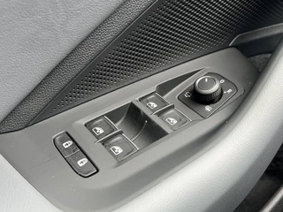Volkswagen Passat Navigatie Panoramadak Trekhaak IQ Light Leder Elek Stoelen + Verwarming + Koeling + Massage 360 Camera Extra Getint Glas Vol Opties BTW Auto MHEV - afbeelding nr 33