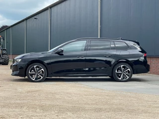 Opel Astra Opel Astra ST 1.6 Turbo Plug In Hybrid Carplay / Camera / Stoelverwarming - afbeelding nr 2