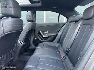 Mercedes-Benz A-Klasse Mercedes A-klasse 200 Business Solution AMG  Pano| Carplay - afbeelding nr 32