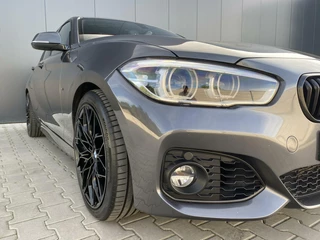 BMW 1 Serie BMW 1-serie 118i M Sport Shadow High Executive|Navi|Stoelverwarming - afbeelding nr 19