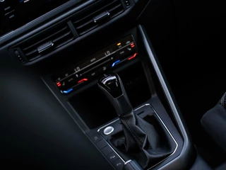 Volkswagen Taigo Volkswagen Taigo 1.5 TSI R-Line|PANO|ACC|18'|VIRTUAL|CARPLAY - afbeelding nr 40
