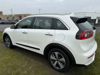 Kia Niro Kia Niro 1.6 GDi Hybrid DynamicLine - NAVI/CAM/CARPLAY/NAP - afbeelding nr 17