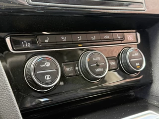 Volkswagen Passat Volkswagen Passat 1.4 TSI ACT Connected Series Plus | R-Line | Panoramadak | Camera - afbeelding nr 22