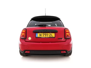 MINI Electric (INCL-BTW) Aut. *PANO | FULL-LEATHER | FULL-LED | HARMAN/KARDON-SOUND | KEYLESS | CAMERA | SPORT-SEATS | NAVI-FULLMAP  | ECC | HEATED-SEATS | AMBIENT-LIGHT | DAB | DIGI-COCKPIT | PDC | 17